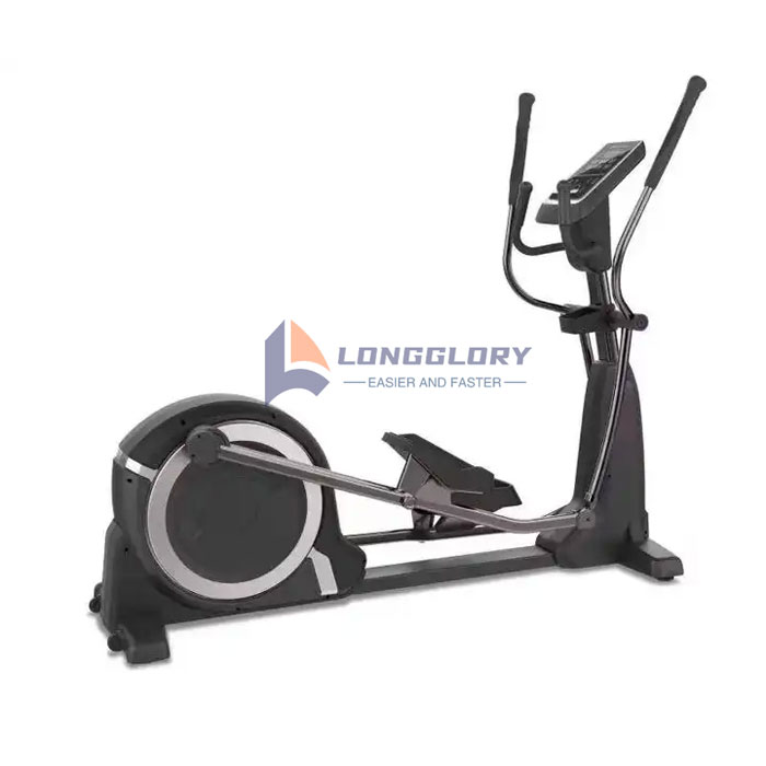 What are the safe usage methods and precautions for a treadmill?